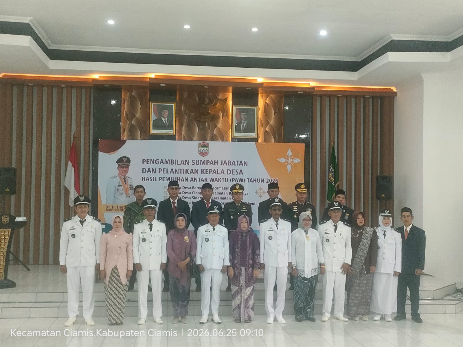 PELANTIKAN KEPALA DESA PENGGAN...